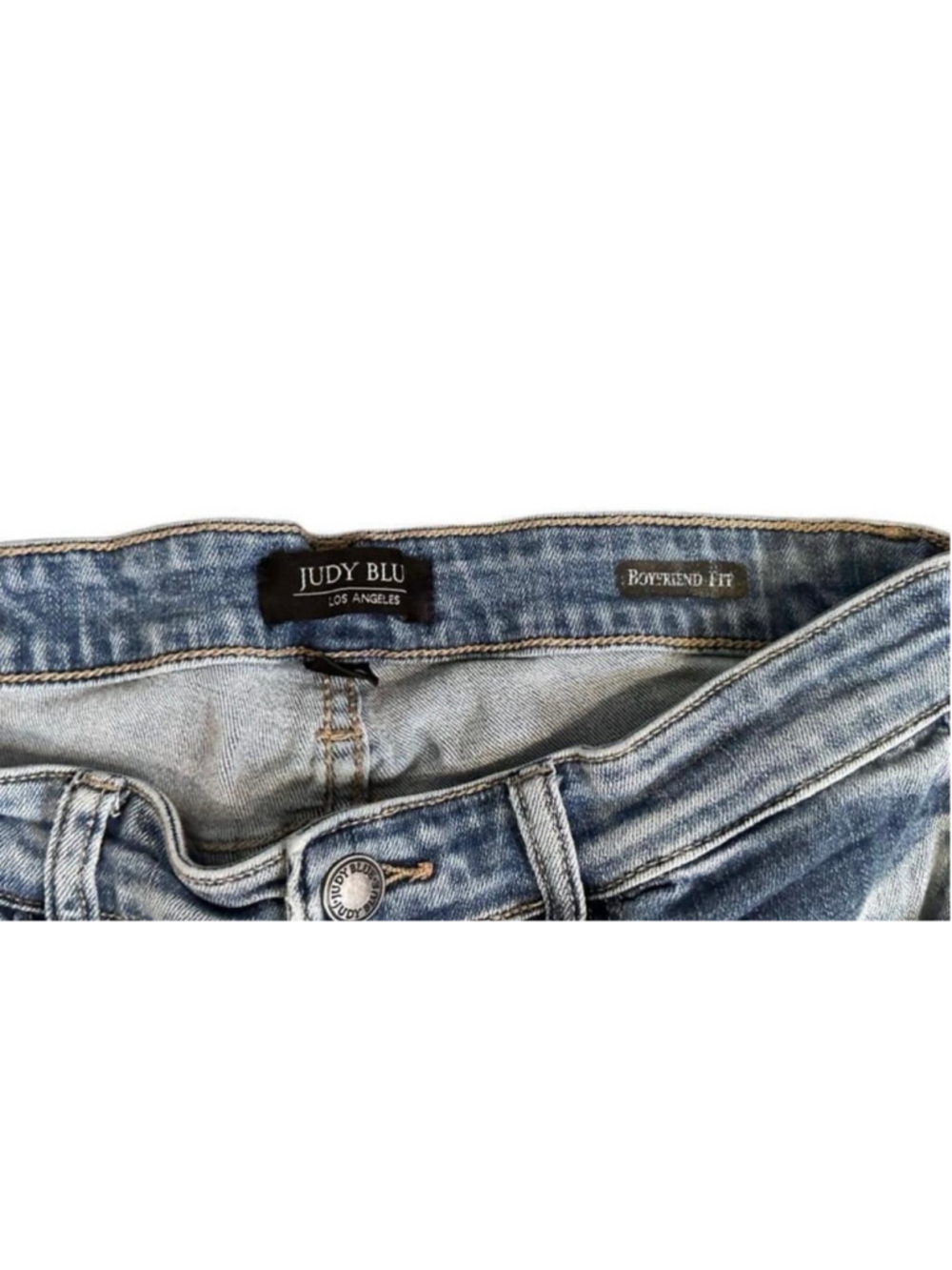 Judy Blue Women’s Boyfriend Fit Distressed Jeans Size 7/28 - Picture 3 of 9